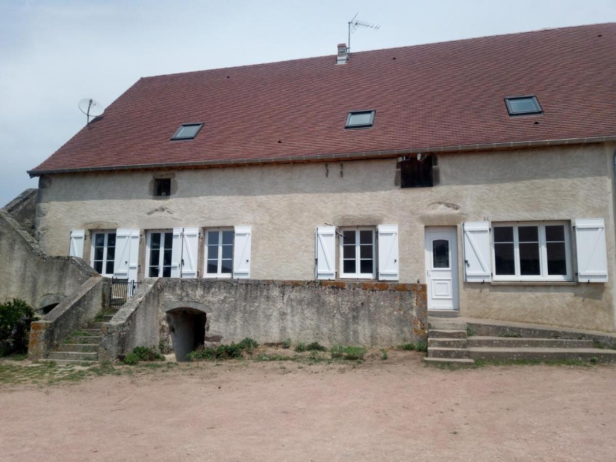 Gite A La Ferme Le Rousset Exterior photo