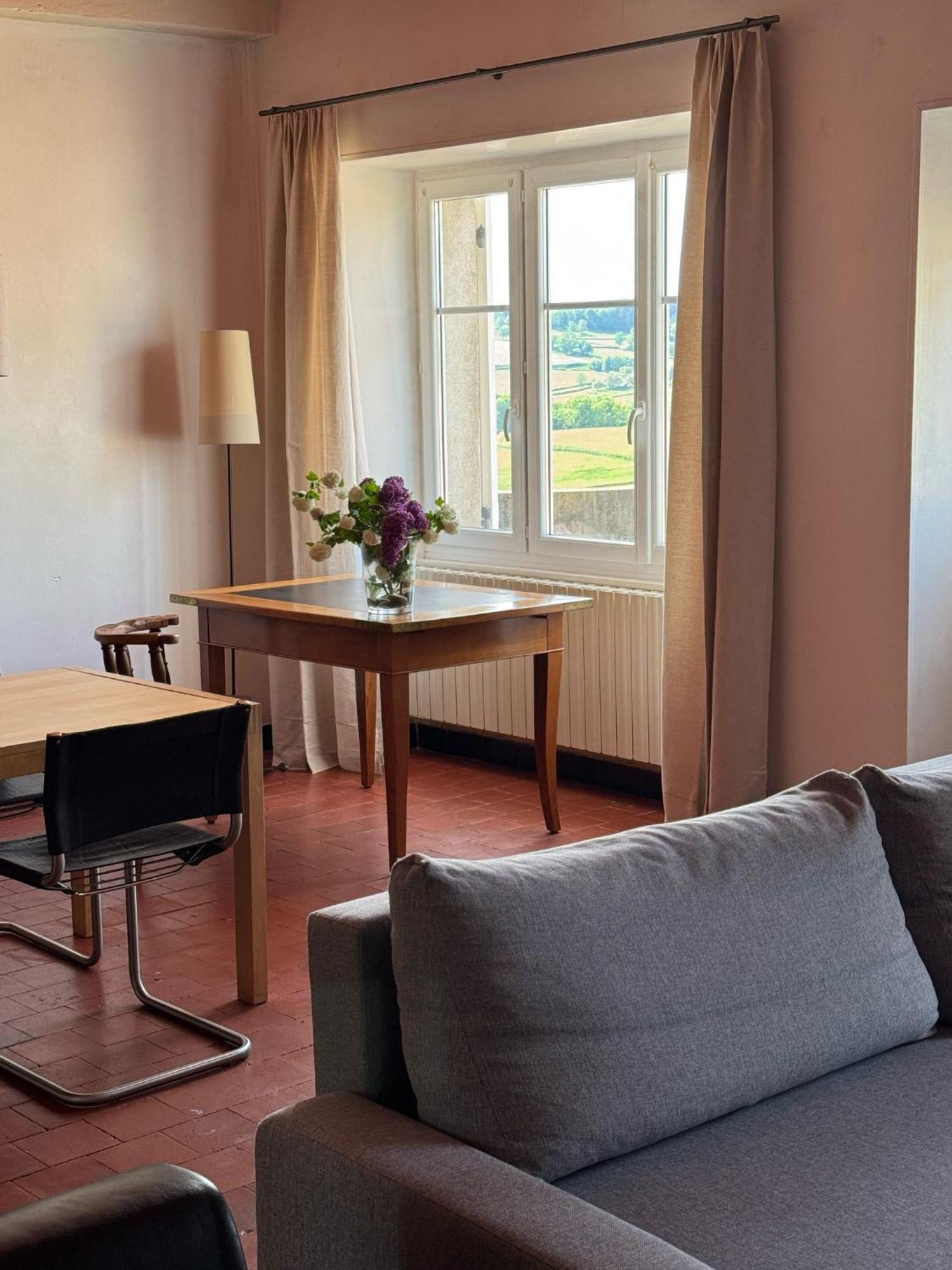 Gite A La Ferme Le Rousset Exterior photo