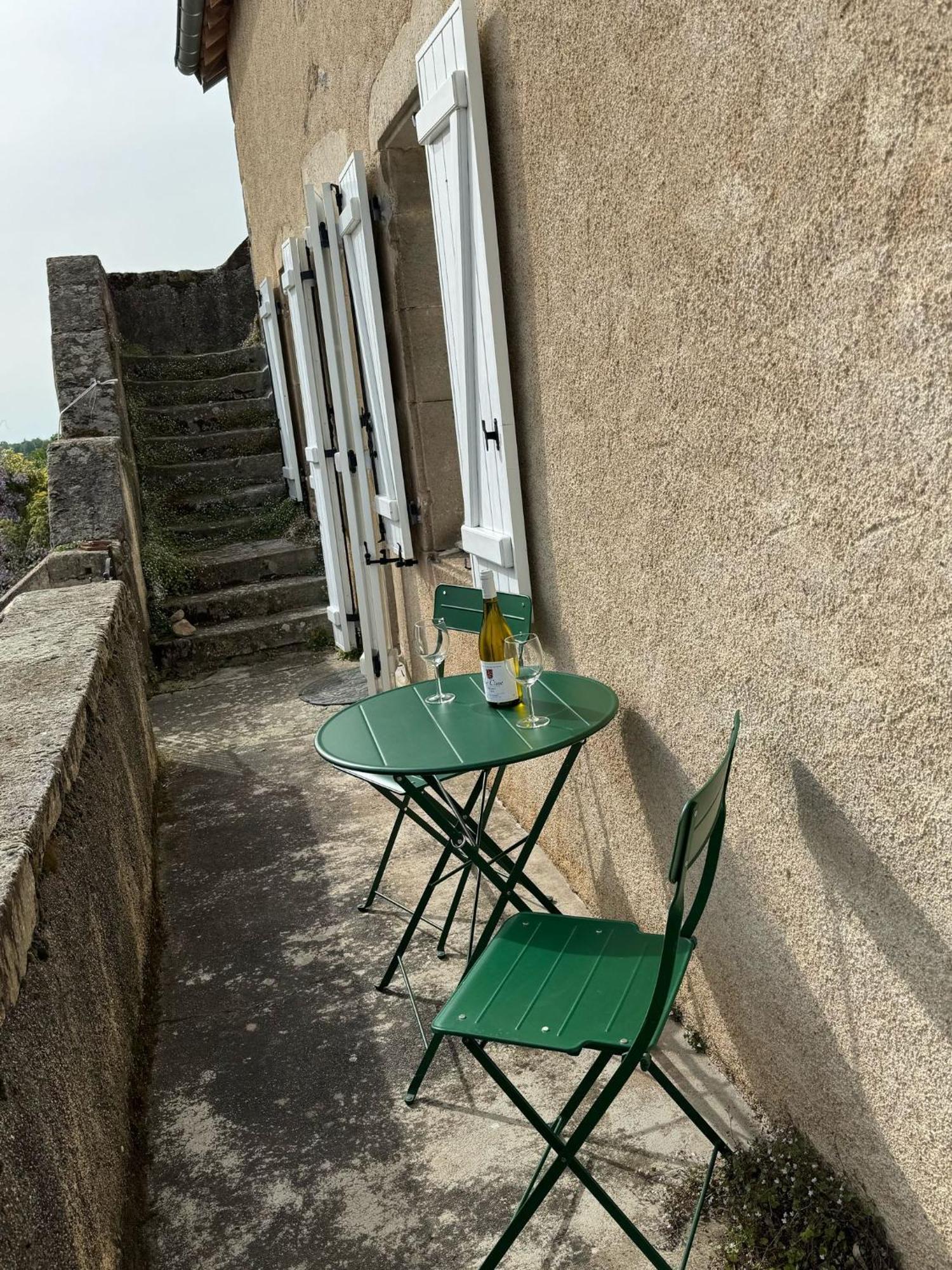 Gite A La Ferme Le Rousset Exterior photo